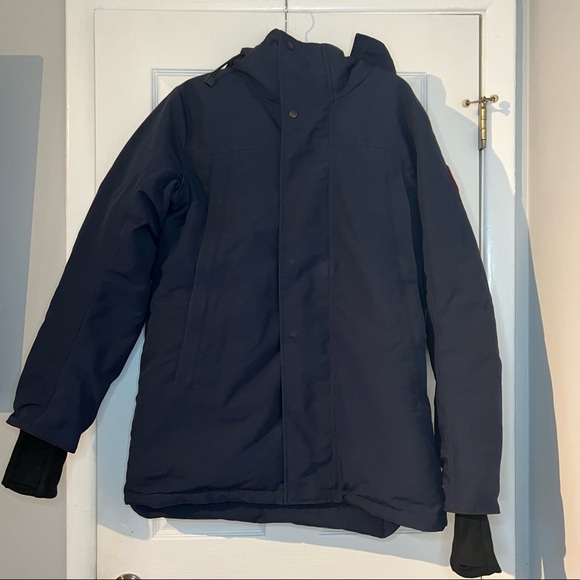 Canada Goose Sanford Parka - Picture 6 of 15